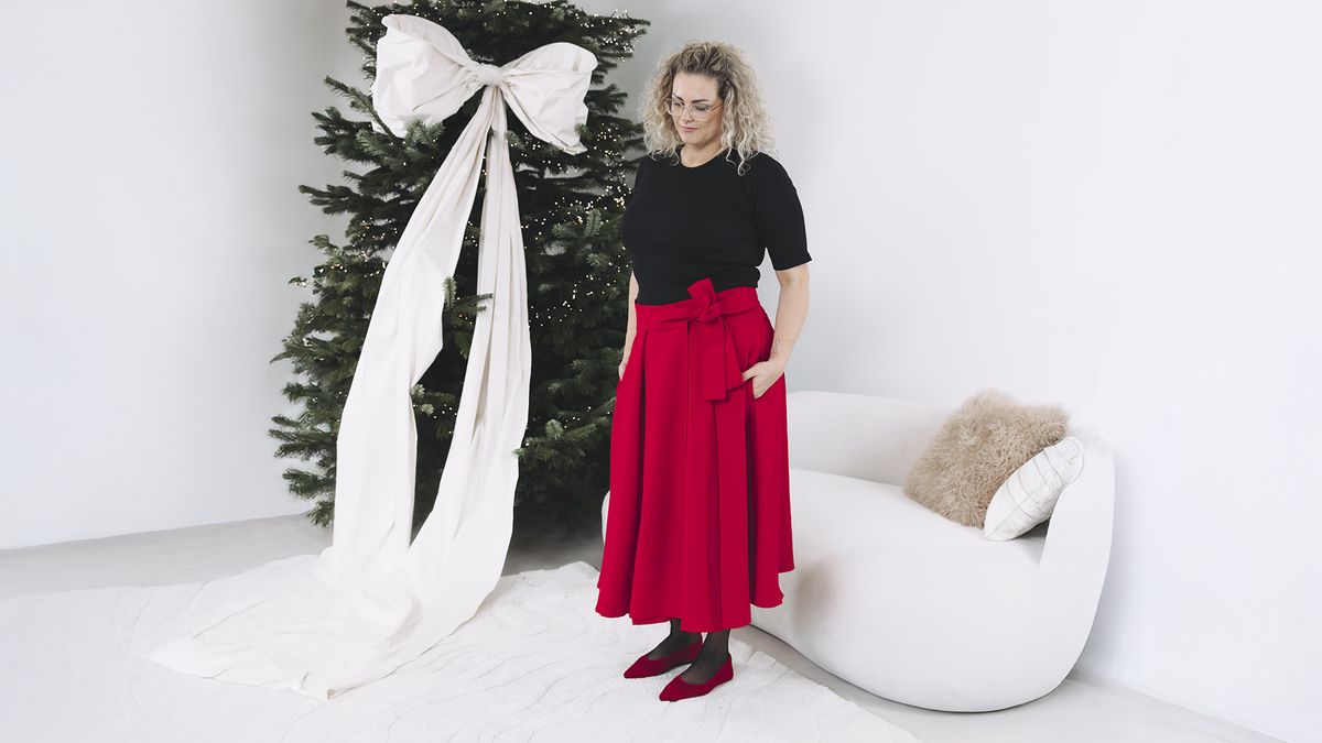 Sváteční plus size móda: Vyberte si sukni, zavinovací šaty nebo kostým